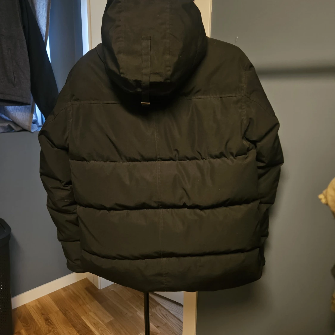 Svart pufferjacka från Canada Goose XL - 1