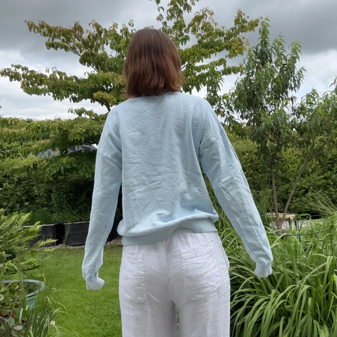 Ljusblå sweatshirt  - 2