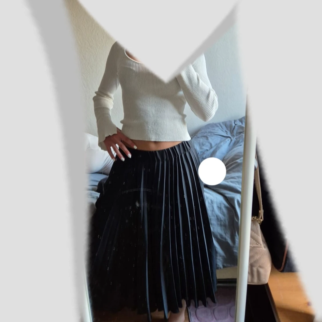 Svart plisserad långkjol Gina Tricot - 1