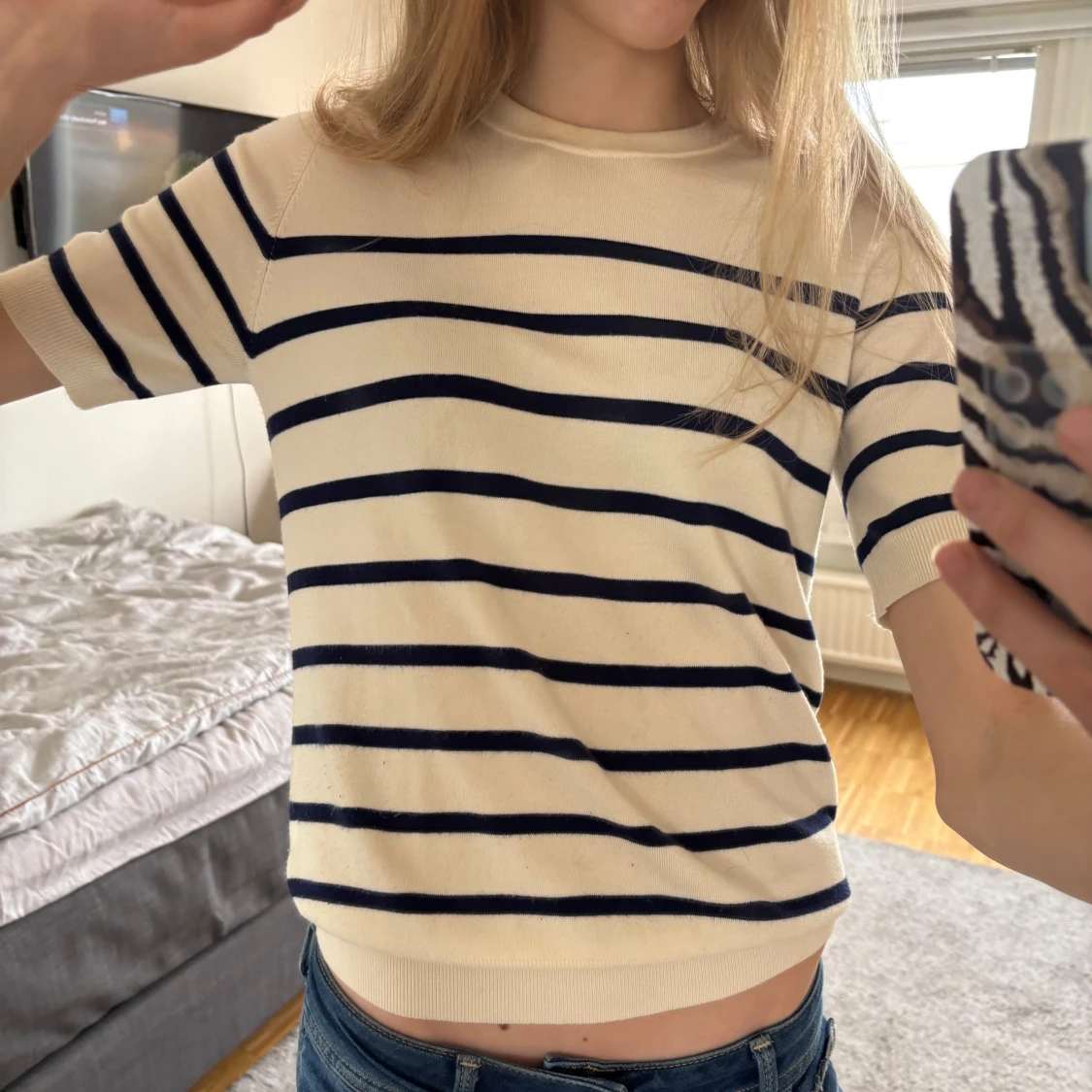 Randig kortärmad tröja