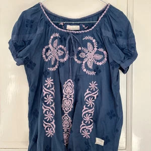 Odd Molly blus - Blus i bra skick storlek 1 