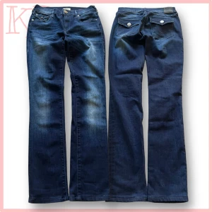 True Religion Jeans - Hej! säljer ett par jätte fina true religions i storlek 25, dom är slim bootcut och perfekta inför hösten som kommer snart:)