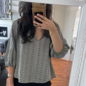 Hm blus  - Storlek xs 