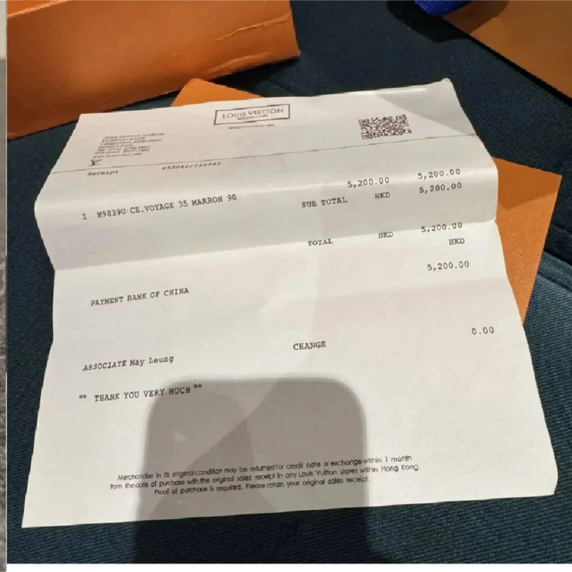 Svart loi s vitten skärp i skinn - 2