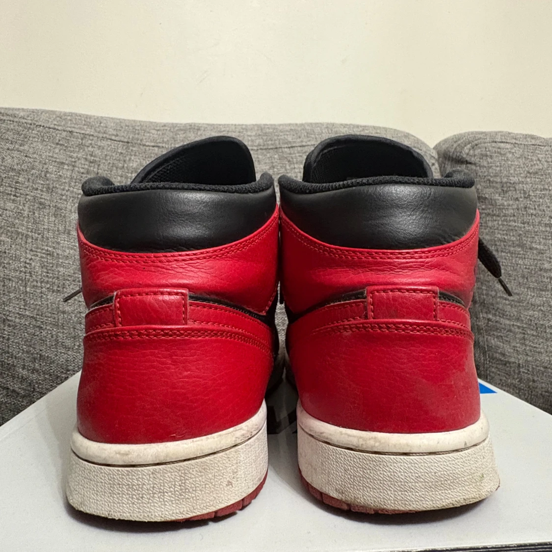 Nike Air Jordan 1  - 1