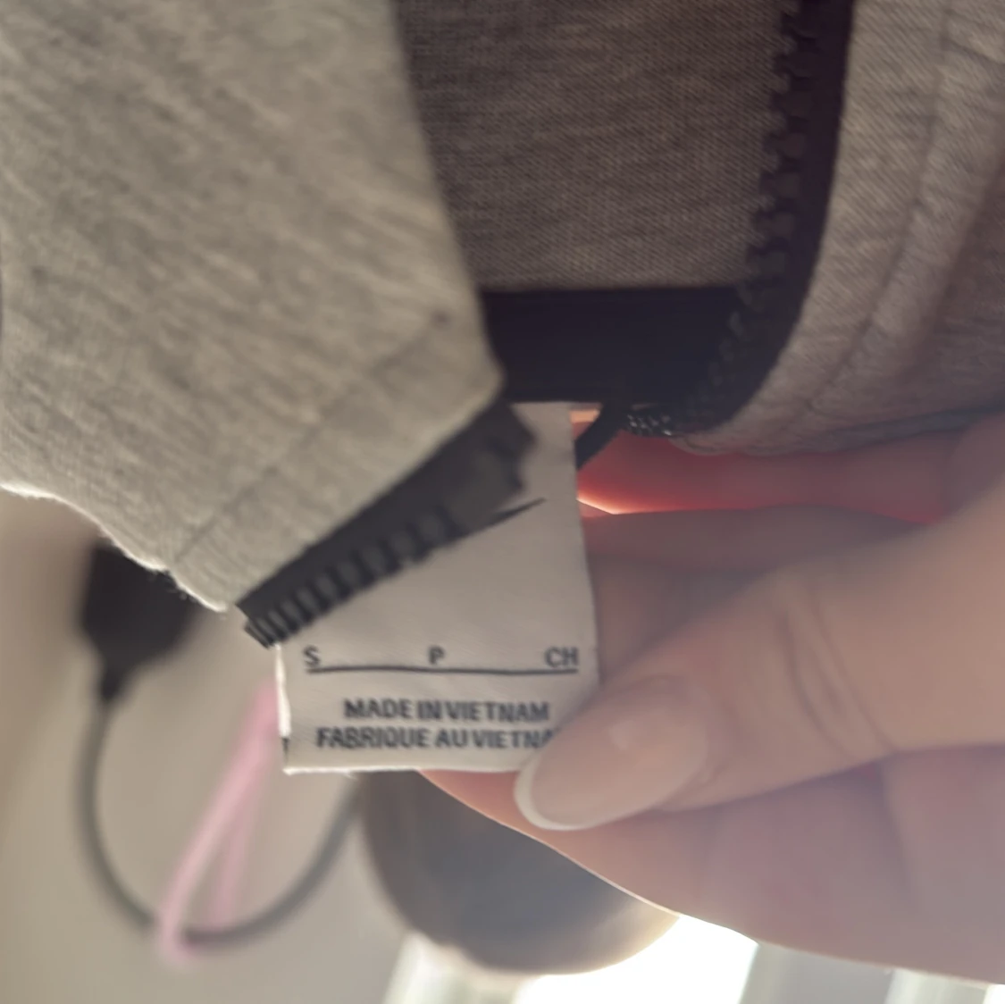 Grå zip-hoodie från Nike - 2