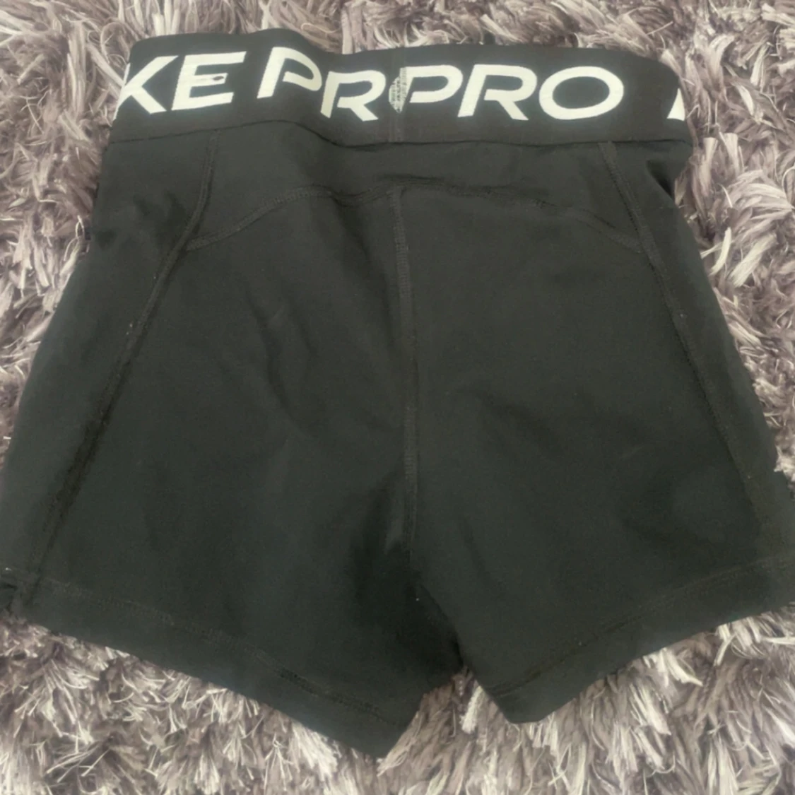 Svarta träningstights shorts från Nike Pro - 1