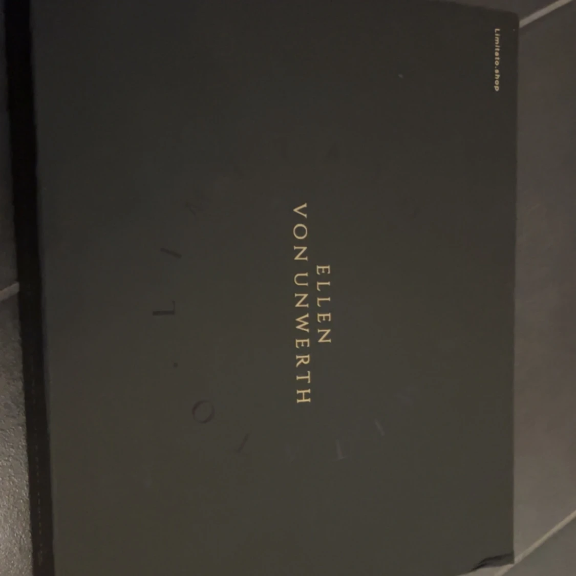 Beige limitato hoodie x Tatart x Ellen von Unwerth - 3