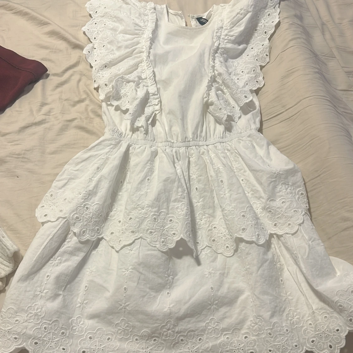 Använd 1 gång! Jätte bra skick och jätte bra för fest och skolavslutningen 