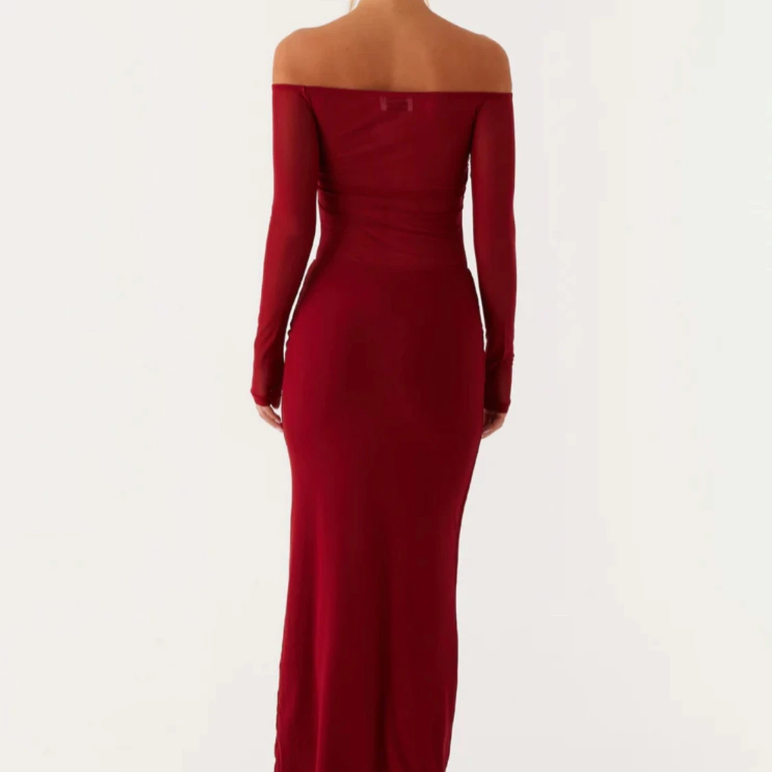 Vinröd långklänning - 1