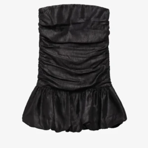 Mini klänning  - Super snygg svart klänning🩷 passar till så mycket🤗