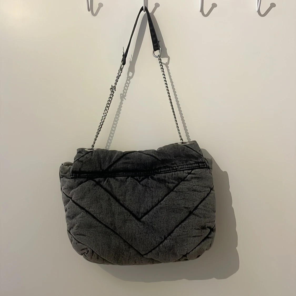 Grå väska från zara - 1