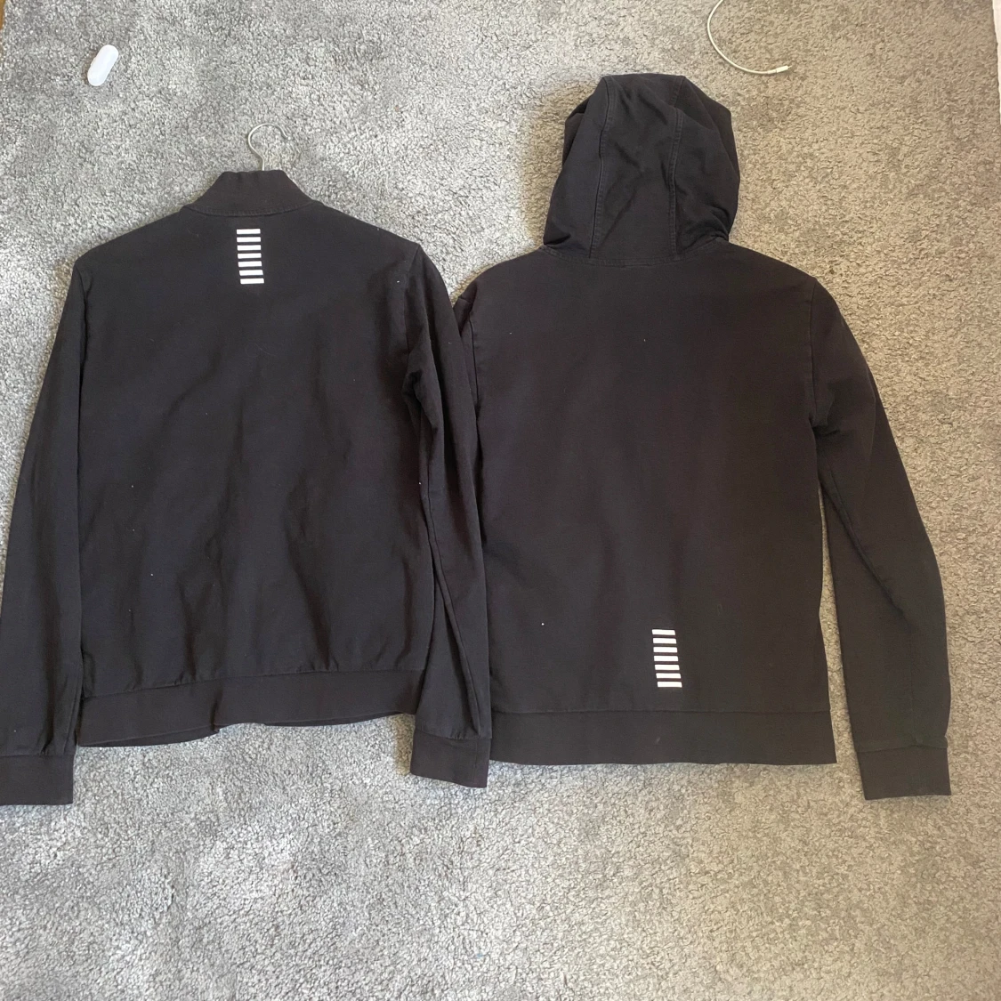 Svarta EA7 ziptröjor - 1