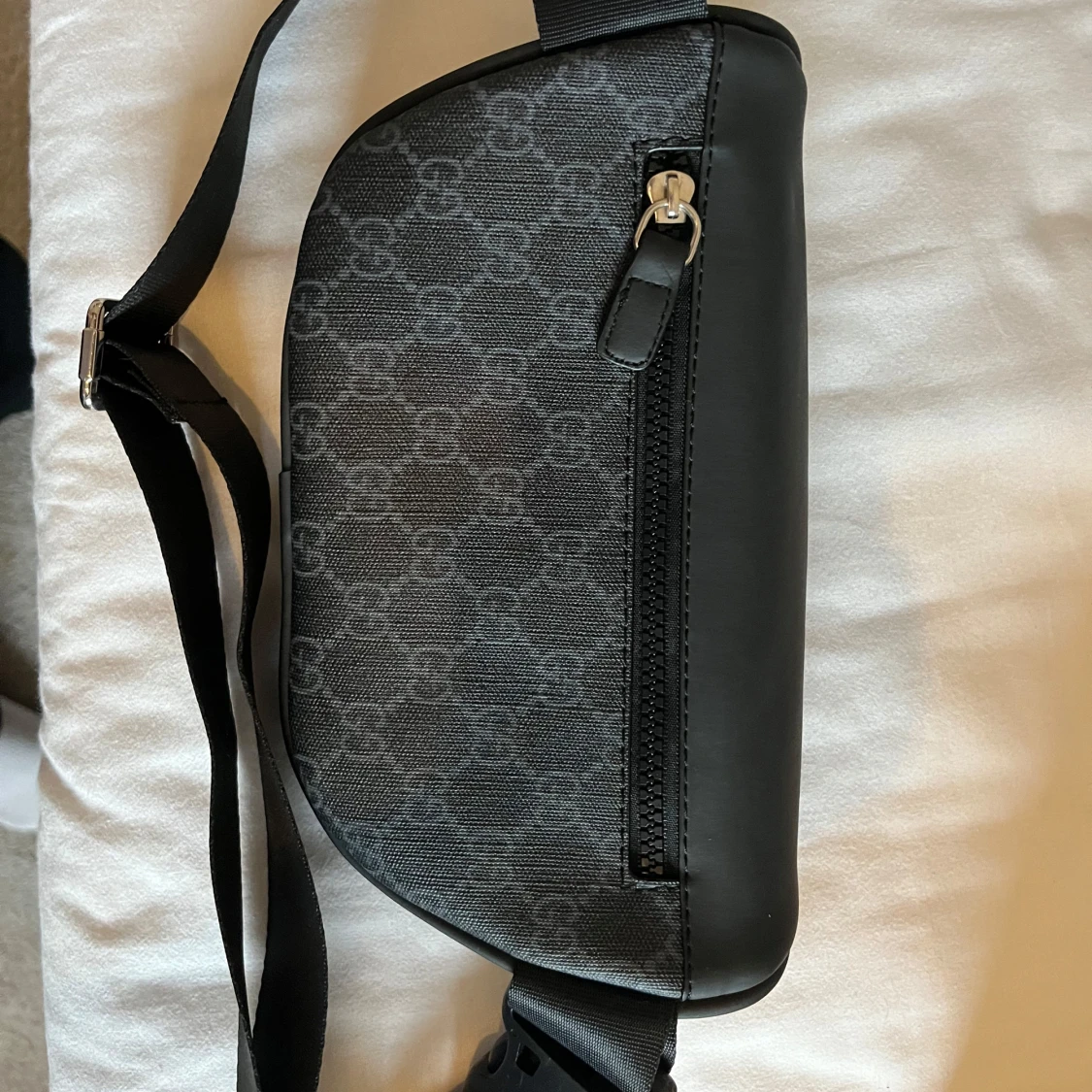 Gucci midjeväska - 1