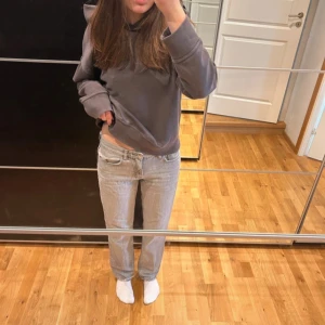 Lågmidjade jeans - Lågmidjade gina tricot jeans 🥰