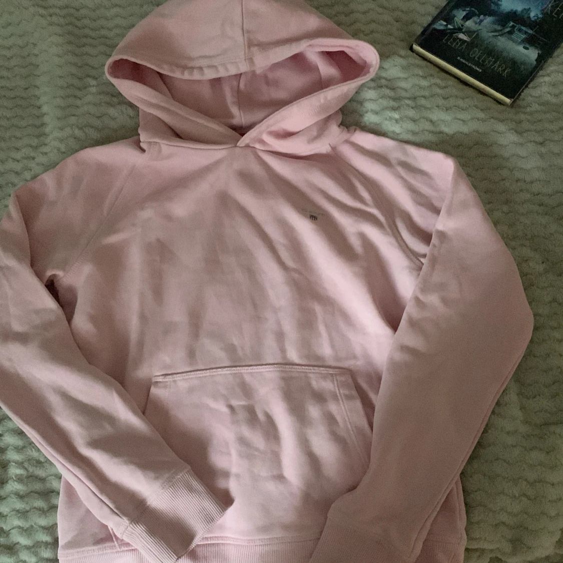 Ljusrosa hoodie från GANT