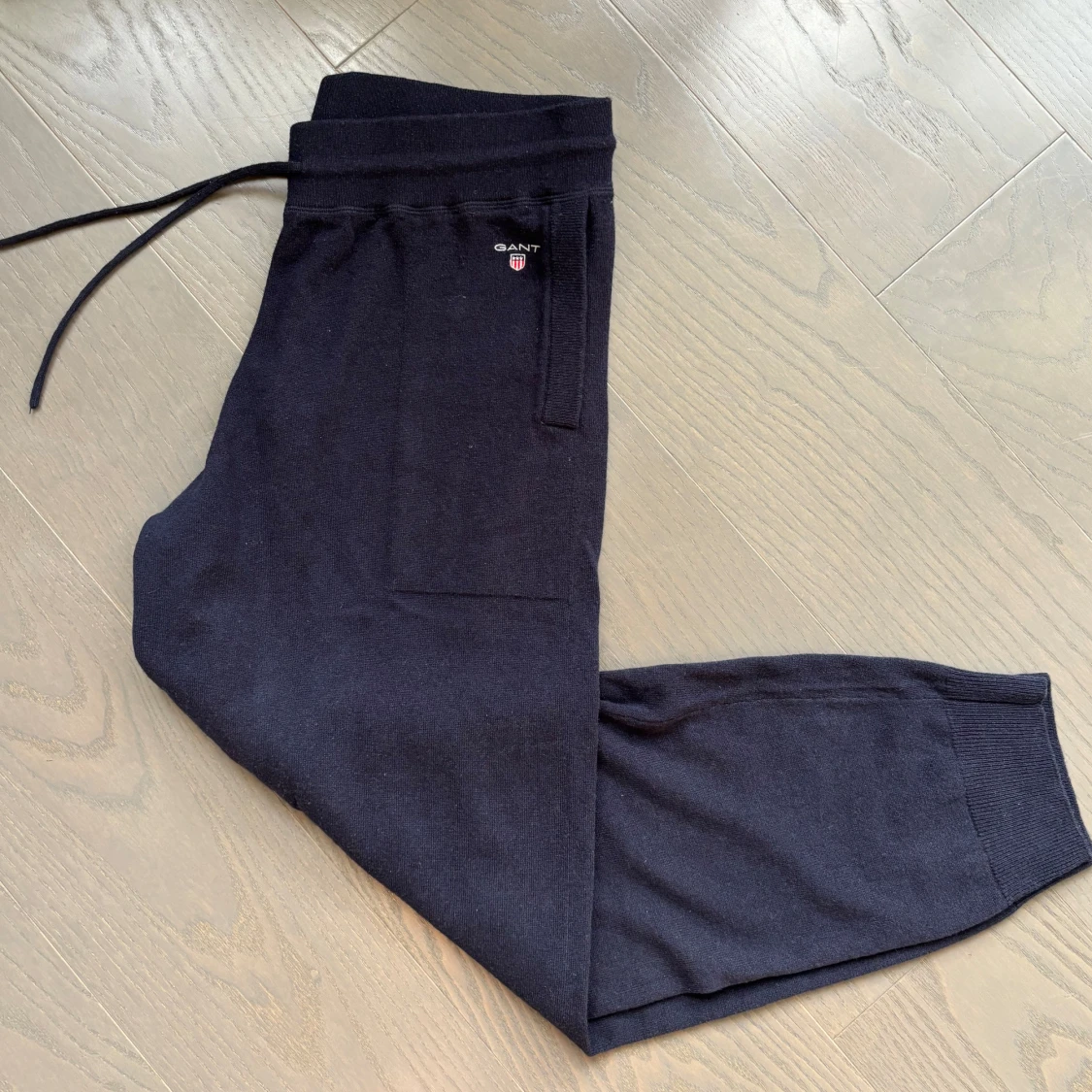 Gant Cashmere Navy Byxor