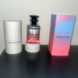 Louis Vuitton California Dream - Säljer denna eftertraktade parfymen. Luktar gott, den är helt ny. Skriv om du har frågor!!