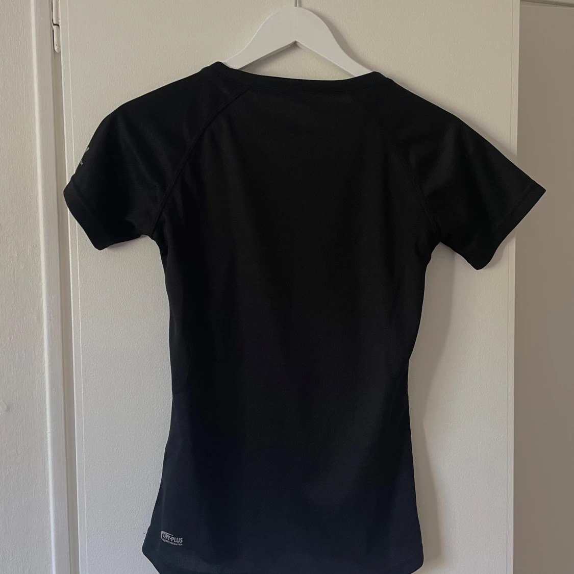 Svart Träningströja  - 1