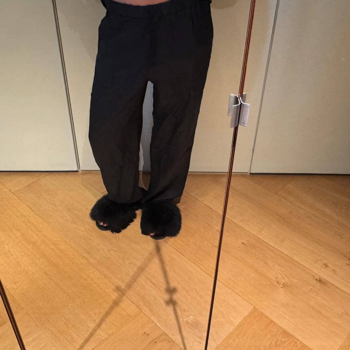 Svarta vida byxor i linne đ€