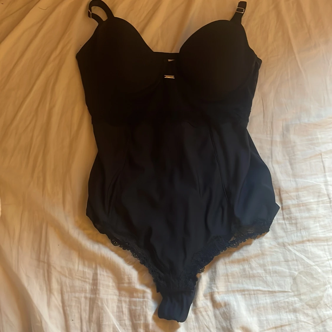 Svart korsettbody från Lella M 75C