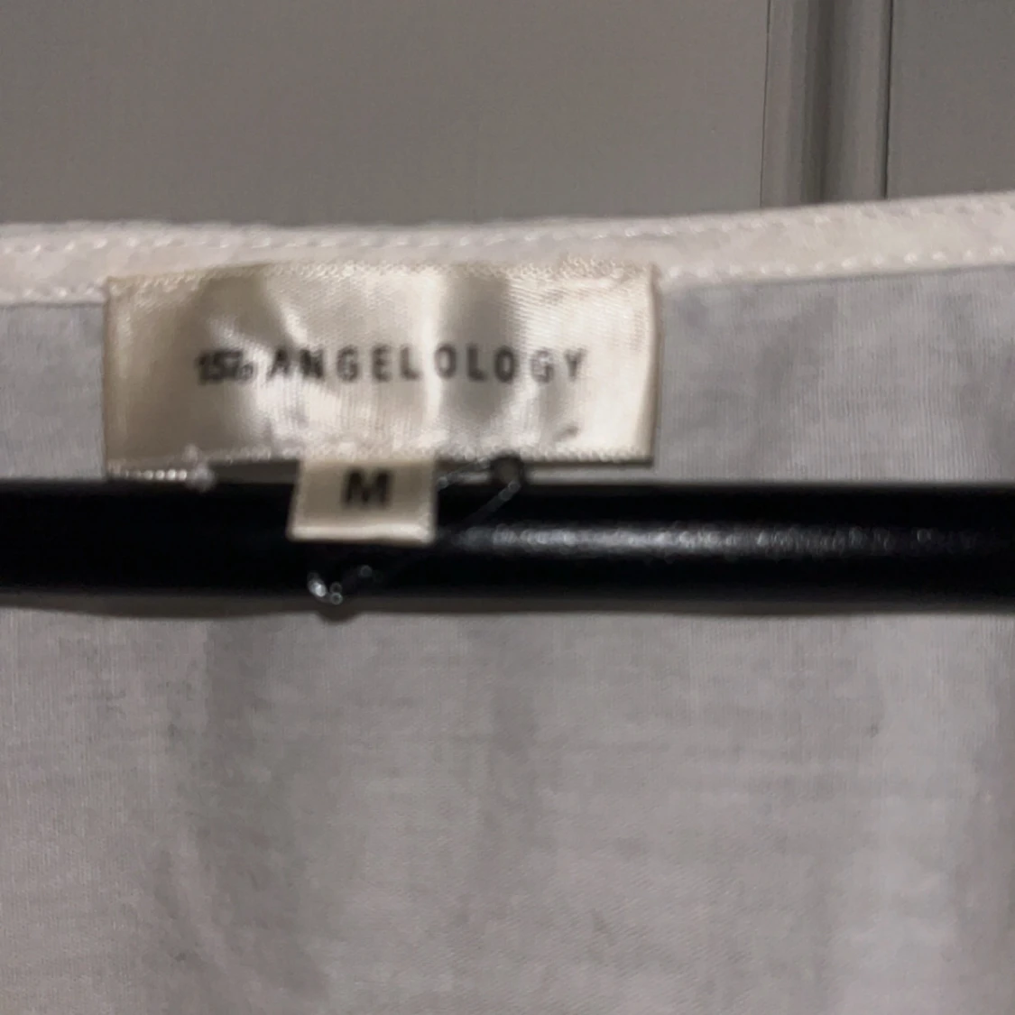 Vit blus från Angelology - 2