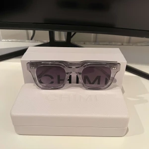 Chimi glasögon  - Modellen är 04 grå använda max 10 gånger