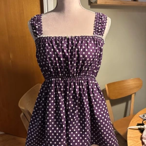 Lila söt topp - Storlek: xs-s 