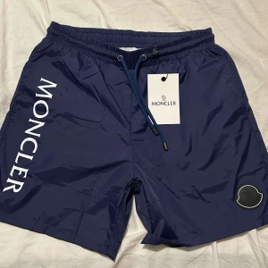 Moncler shorts - Helt nya shorts 