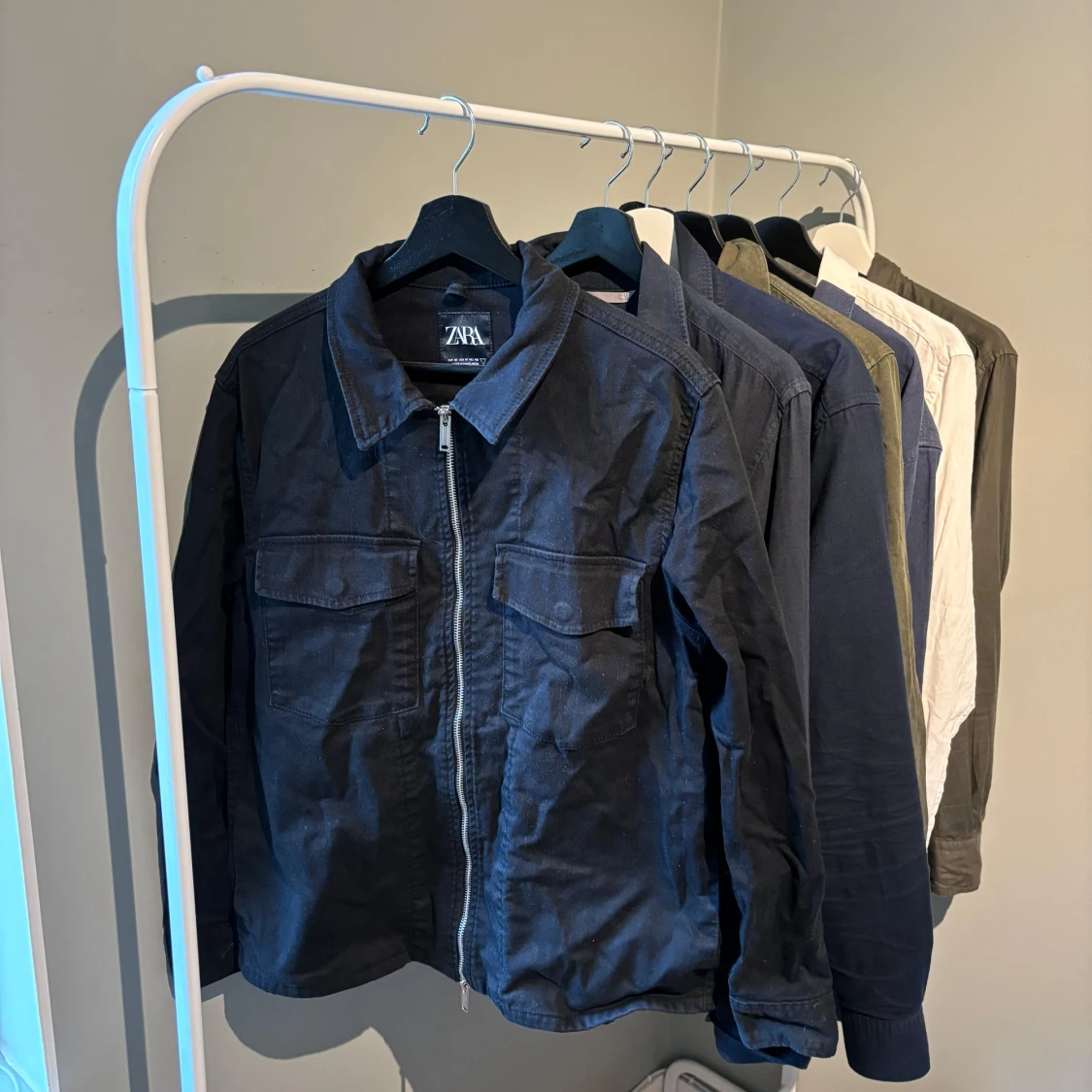 Svart overshirt från Zara