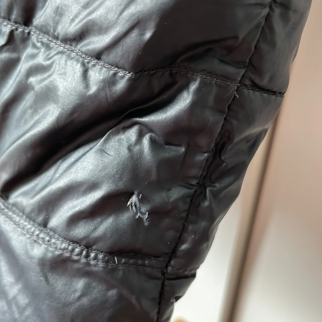 Svart dunväst från EA7 Emporio Armani - 3