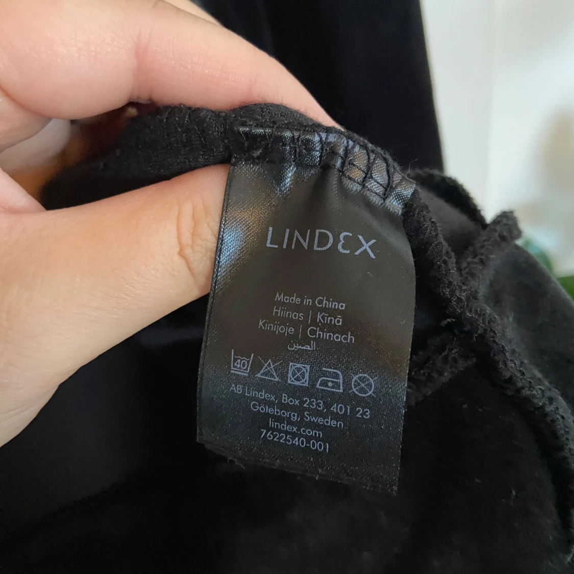 Svart velourjacka från Lindex M - 4