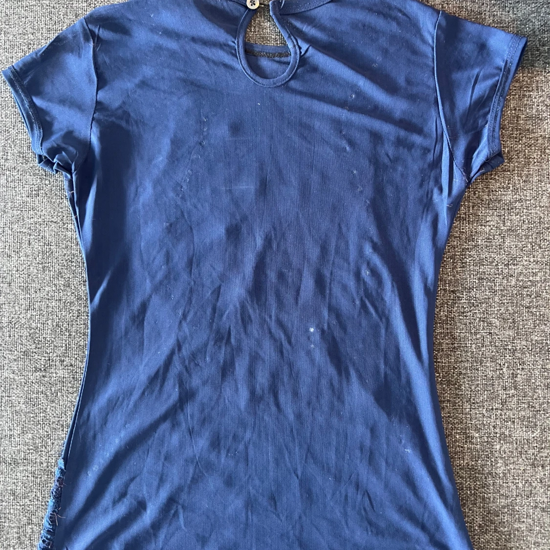 Blå blus med spets och stendetaljer - 1