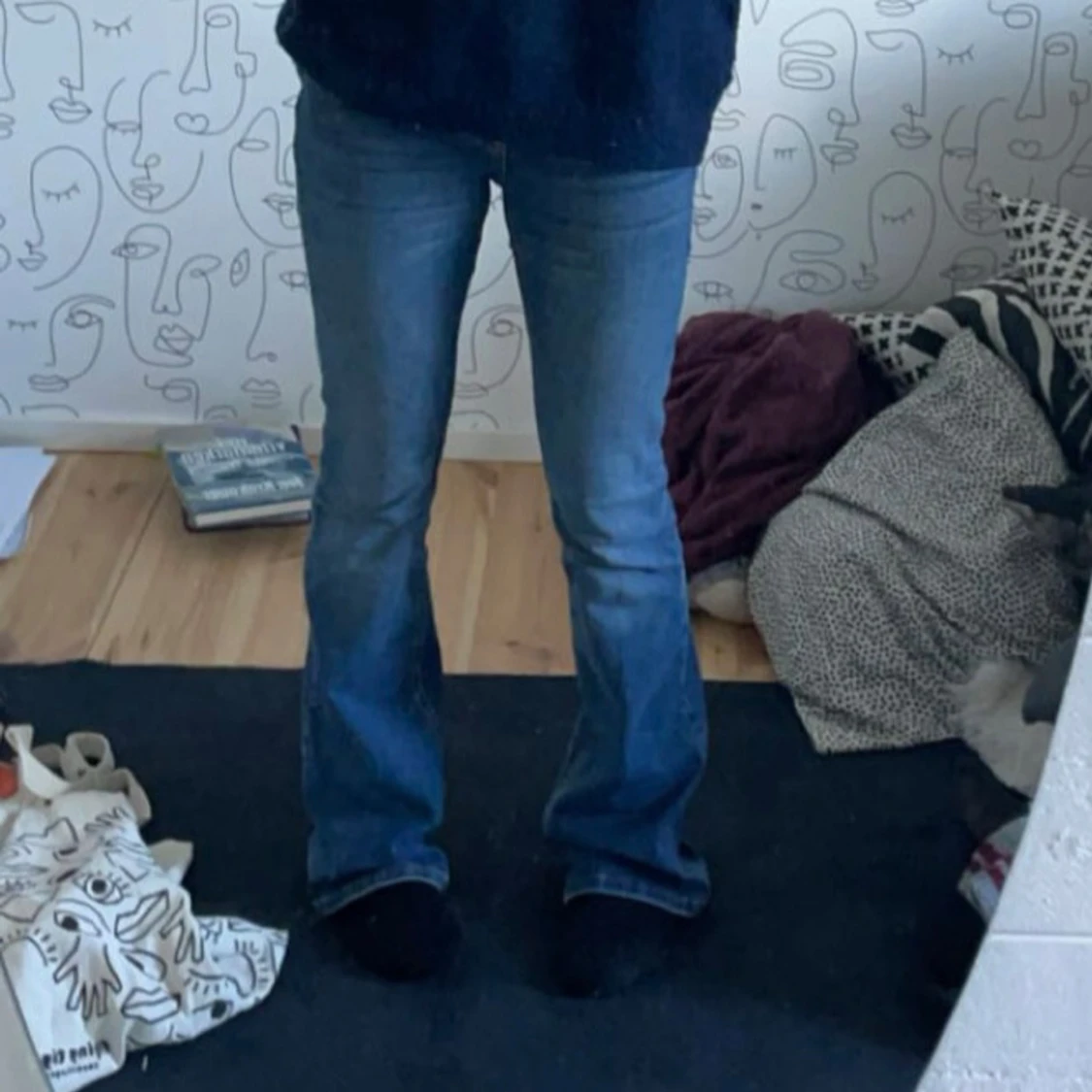 Blå bootcut jeans