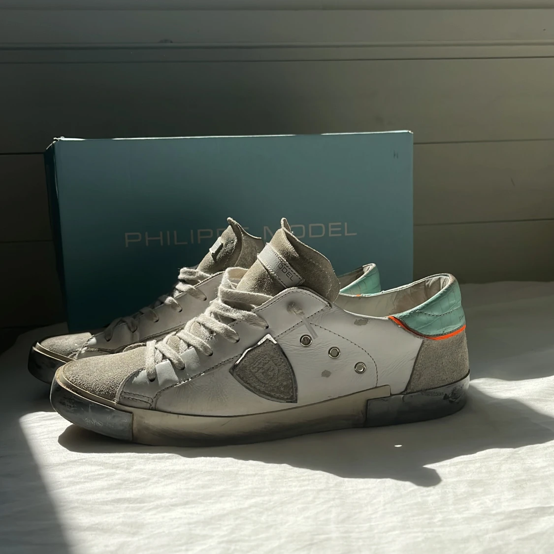 Philippe Model sneakers med mintgrön detalj