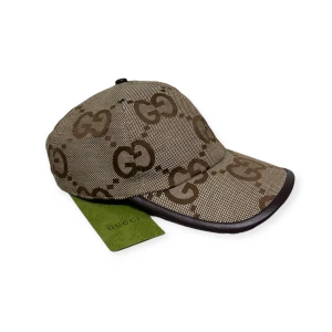 Gucci Jumbo Canvas Keps - Helt nytt aldrig använt. Storlek M. Kan frakta eller mötas i Stockholm. Postar inom 24 timmar