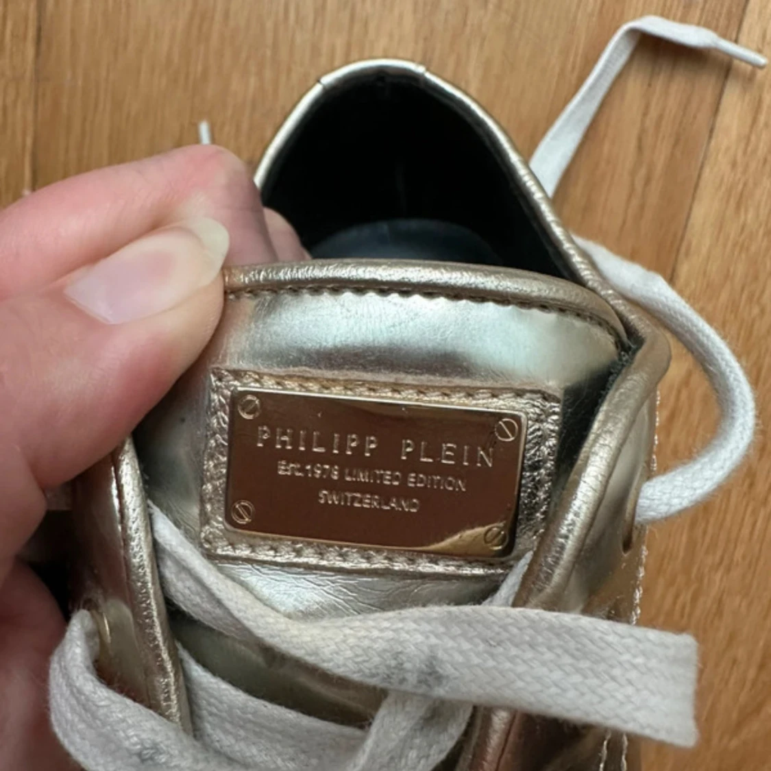 INTRESSEKOLLPhilipp Plein sneakers i metallic silver - 1