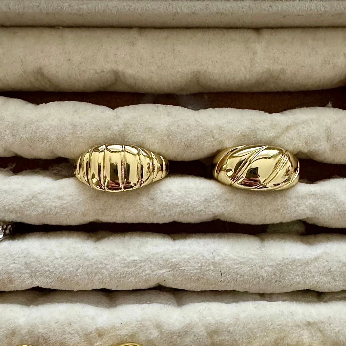 24 K Guldplätrade ringar styck pris 