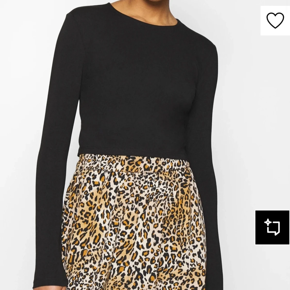 Svart croppad långärmad topp