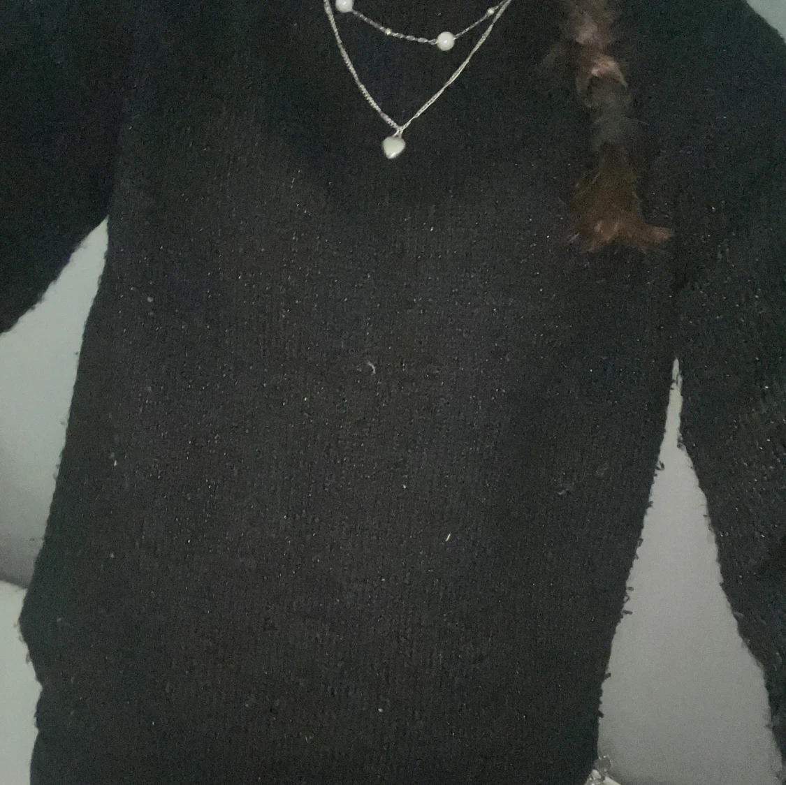 Svart stickad tröja med loose fit - 1