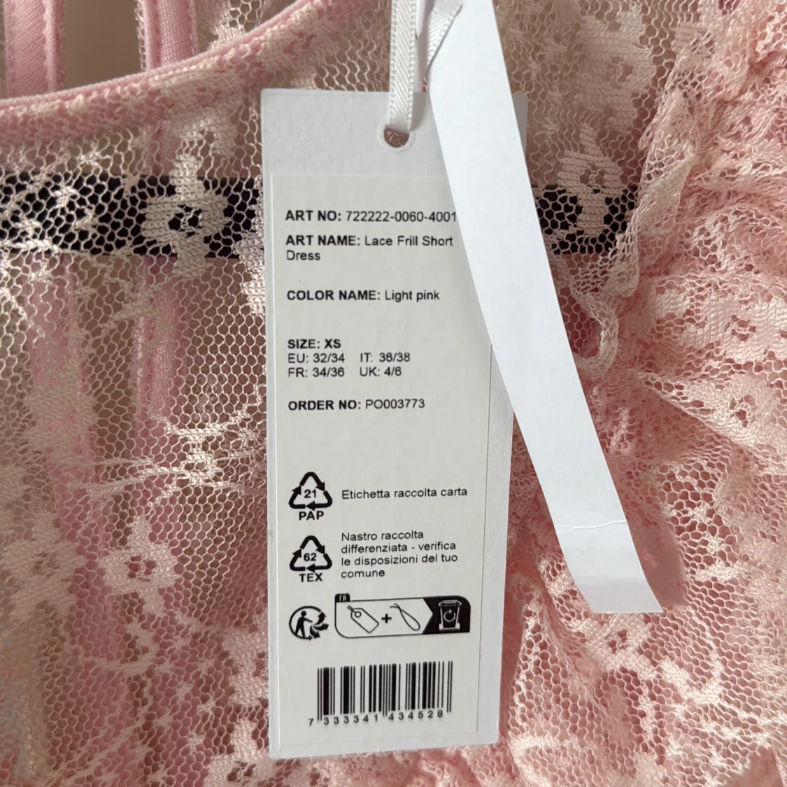 Ljusrosa spetsklänning med volanger - 2