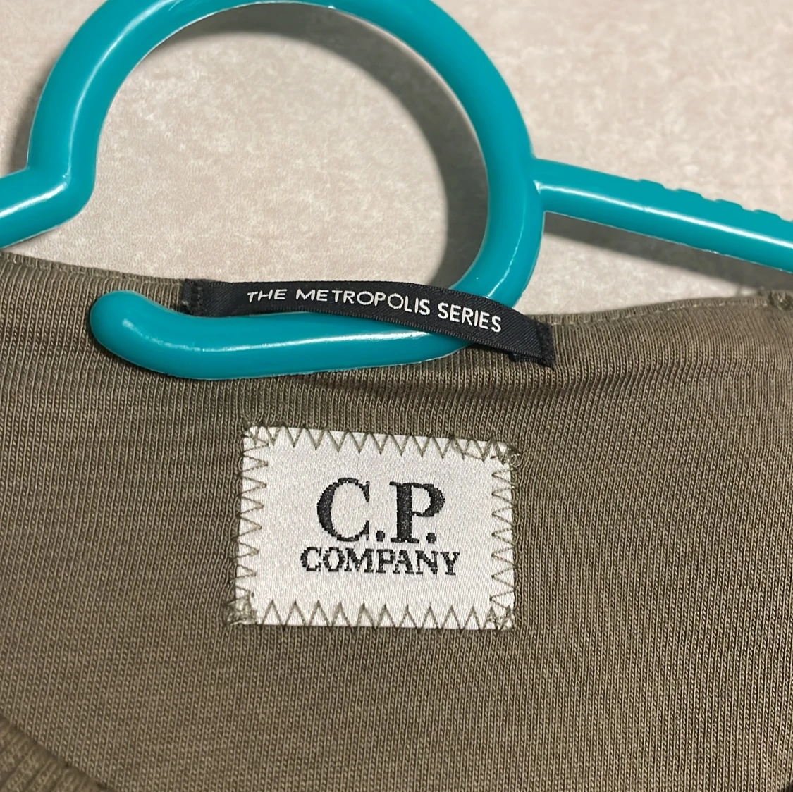 Olivgrön sweatshirt från C.P. Company - 2