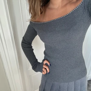  offshoulder topp - Slutsåld topp som aldrig använts🩶