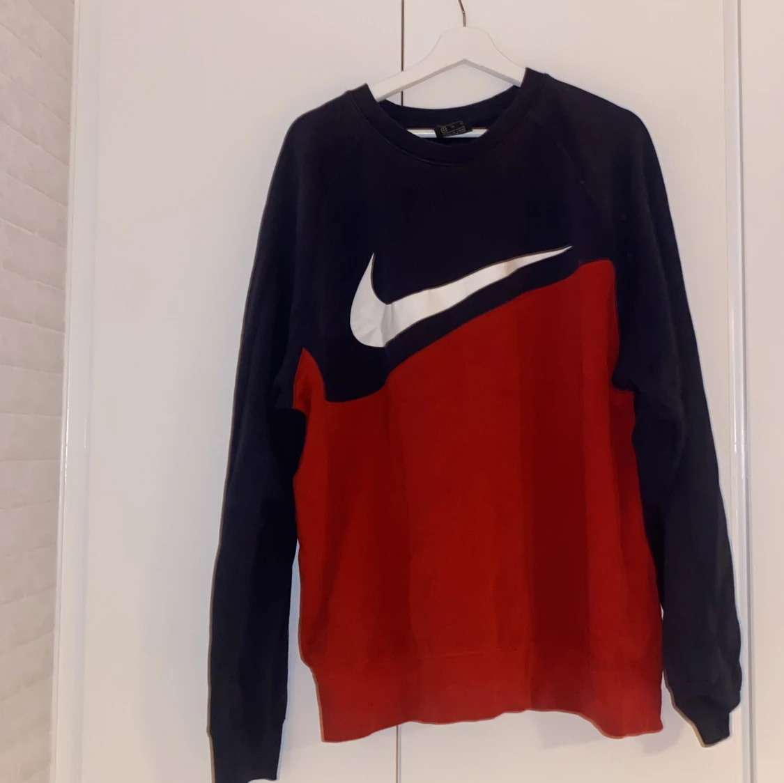 Nike sweatshirt