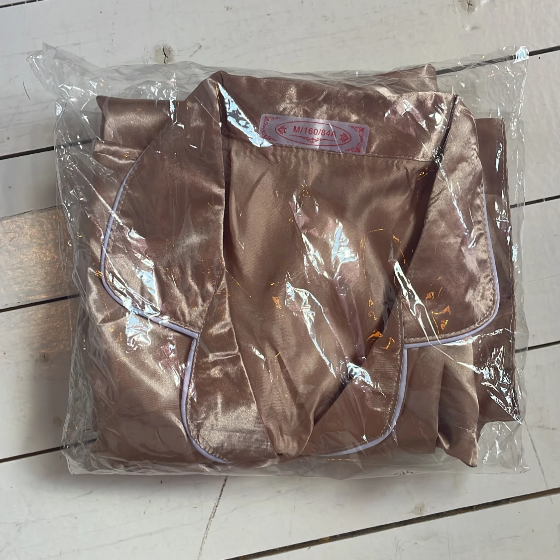 Champagnefärgad satinpyjamas 🩷 - 4