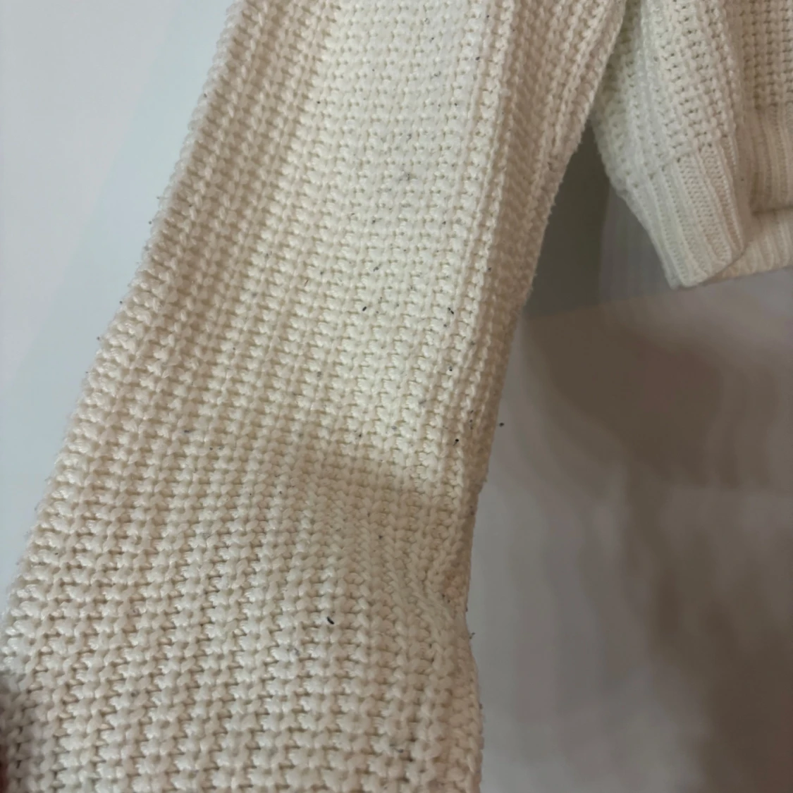 Vit polotröja från Boohoo - 2