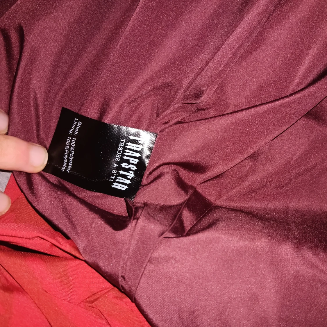 Röd vindjacka från Trapstar med huva - 3