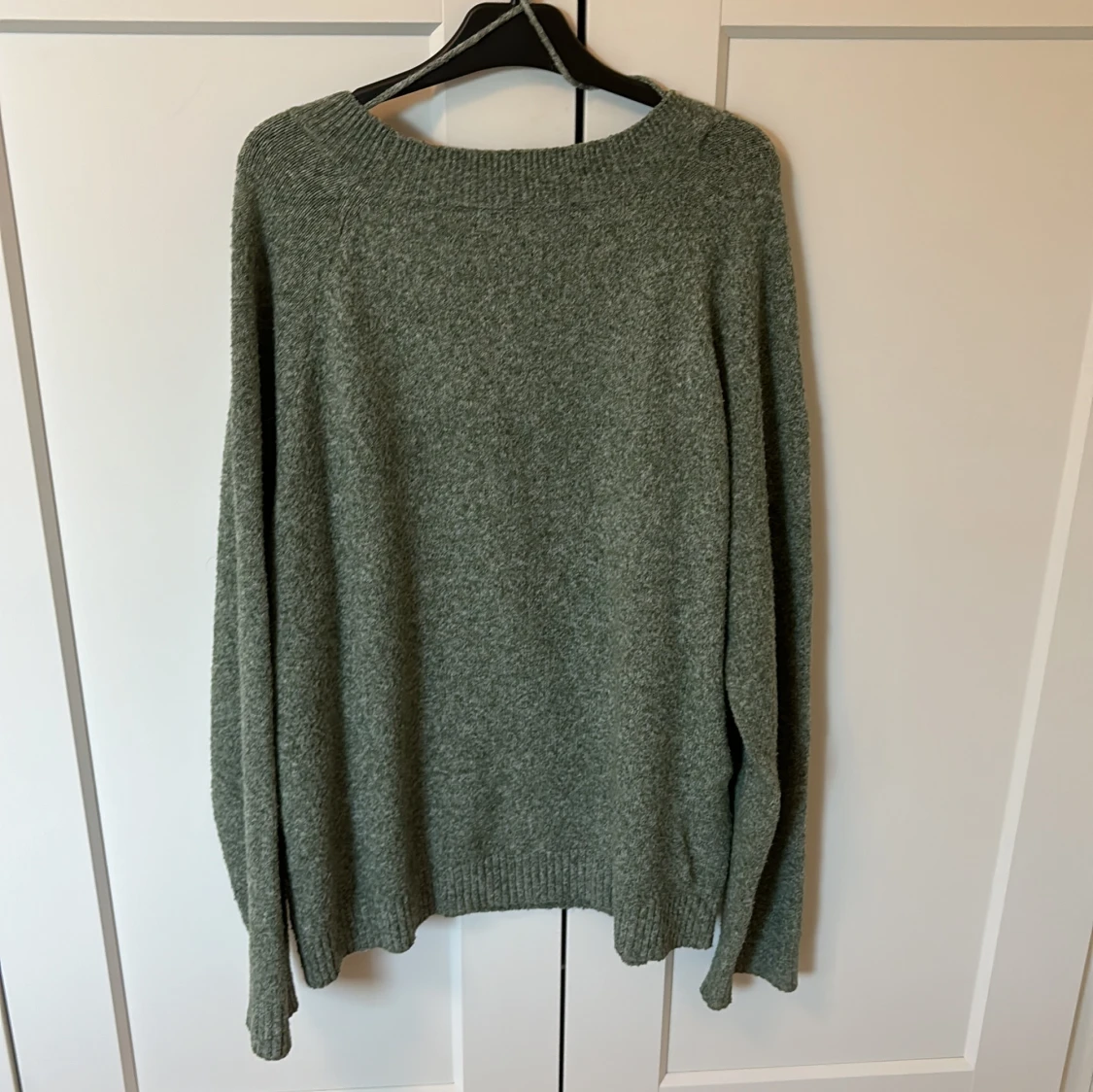 Grön stickad tröja från Veromoda  - 1