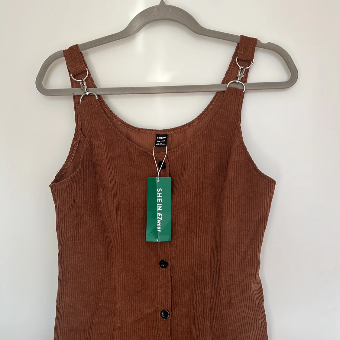 Brun klänning från SHEIN