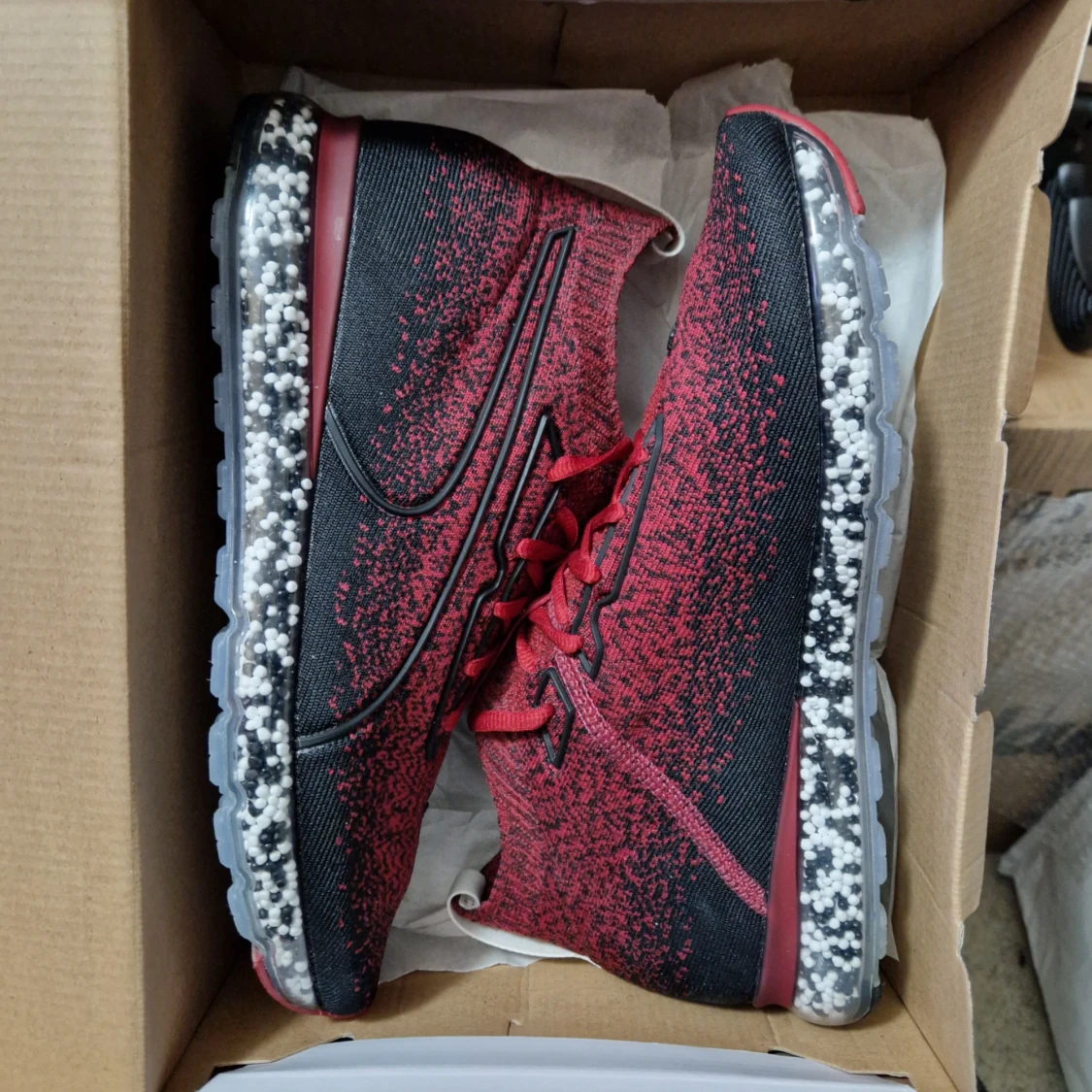 Helt nya Puma Skor EU42.5  - 1